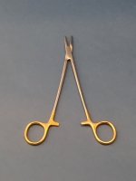 Crile Wood Needle Holder